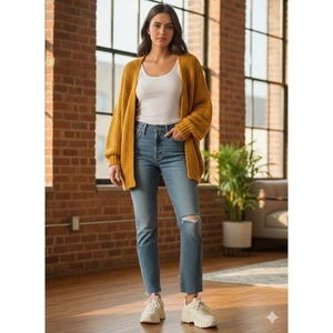 Levi Strauss 501 Straight Leg Jeans Size 28 Distressed Medium Wash Denim - Picture 1 of 13