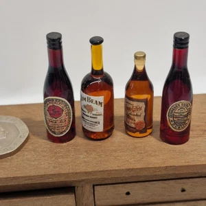 1/12th scale Doll House, 4 Bottle BHE24 - Picture 1 of 5