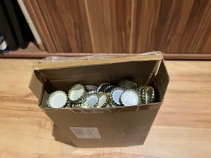 0,65 Kg Kronkorken, Polterabend, Geburtstag, Fegen, Kiloware,Basteln - Bild 1 von 2