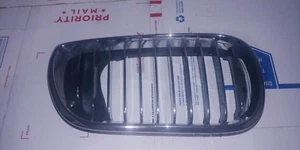 2003 BMW 3 Series 325i Right side hood front kidney grille black. OEM. Used. - Picture 1 of 5