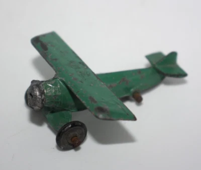 Slush Mold Airplane US Air Force #32 Green Vtg Metal Toy 2.5" missing prop READ - Image 1 of 4