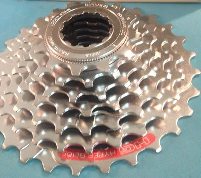 Shimano HG70 12T-28T 7-Speed Road/MTB Cassette NEW/NOS Vintage-Red HG Logo-NIB++ - Image 1 of 4