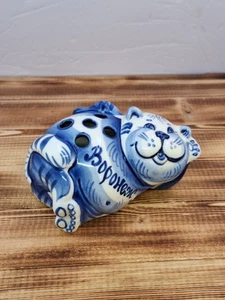 Gzhel Porcelain Cat Figurine, Russian Pen Holder - Picture 1 of 11