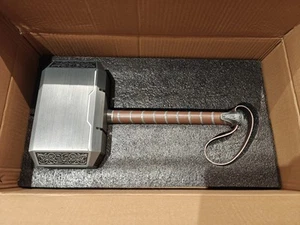 Cattoys 1:1 Marvel Thor Hammer, Metal. Rare New - Bild 1 von 8