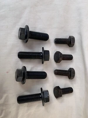 Nuevos pernos pinzadores delanteros y traseros para Ford Focus ST225 (pinzas de perno para automóvil) Foto 1 de 4