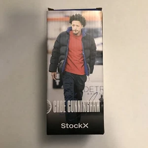 *NUEVO* Detroit Pistons Cade Cunningham Bobblehead SGA 3/15/25 - Imagen 1 de 4