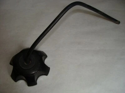 1984 Honda CR250R GAS TANK FUEL CELL CAP (B44-2557) - Image 1 of 4