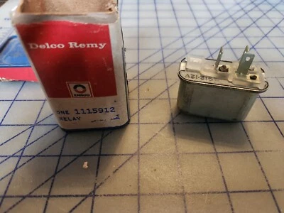 Pontiac 1972 1973 12 voltios bocina relé GM Remy # 1115912 Firebird GTO Grand Prix Foto 1 de 4