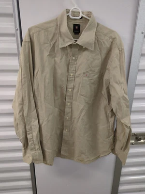 Victorinox Shirt Mens XL Beige Pocket Button Down Long Sleeve B66 - Image 1 of 4