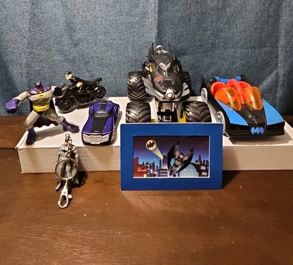 Batman 7 PC Toy Set | Monster Jam Truck, Imaginext Batmobile, Figures & Robin - Image 1 of 4