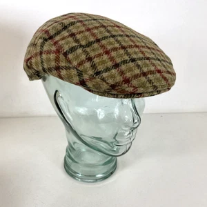 M&S Authentic Yorkshire Moon Tweed Green Red Check Flat Cap Size XL - Picture 1 of 10