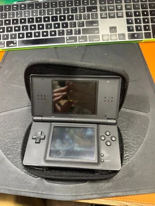 NINTENDO DS Lite & Case Black - Tested Works - Picture 1 of 4