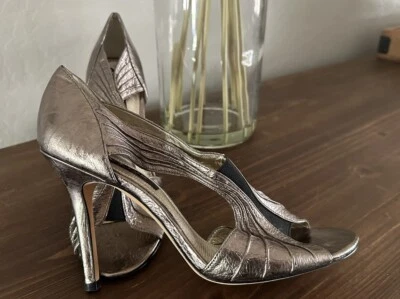 Tacones elásticos laminados dorados bronce Nina New York nuevos sin caja - 9,5 M Foto 1 de 4