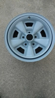 Chevrolet Chevelle 1971-1972 OEM original 5 radios Rally rueda de acero de 15" X 7" Foto 1 de 3