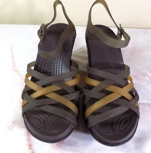 Crocs Huarache Brown Gold Strappy Wedge Sandal Shoes Womens Size7 Casual - Picture 1 of 10