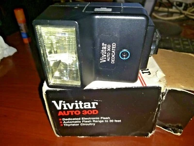 Vivitar Auto Thyristor 30D Shoe Mount Electronic Flash 30' for Canon Nikon Ricoh - Image 1 of 4