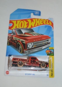 HOT WHEELS 2024 HW ART CARS 2/10 - ' 67 CHEVY C10 SATIN RED - Bild 1 von 5