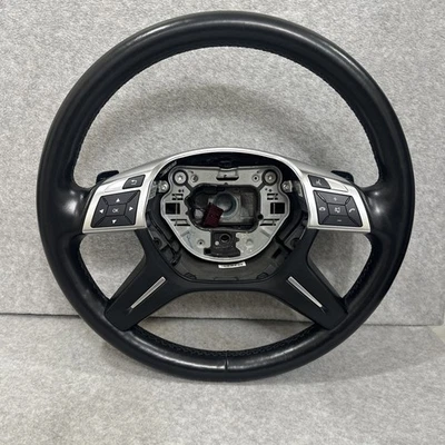 G63 G Wagon 2018 OEM volante de cuero de fábrica con paletas y controles-�� Foto 1 de 4