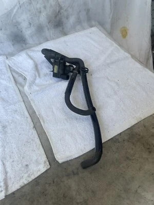 Honda CBR600RR 2005-2006 CBR 600RR EVAP válvula de respiración emisiones 05 06 Foto 1 de 4