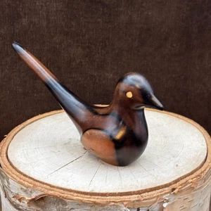 Vintage metà secolo moderno teak legno scuro curvy intagliato uccellino danese MCM 5"x2,5" - Foto 1 di 20