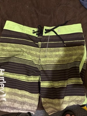 Pantalones cortos de tabla Hurley para hombre diseño para hebilla Phantom negro y amarillo 36 Foto 1 de 3