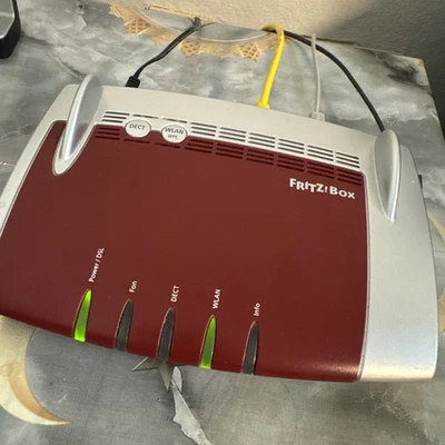 AVM FRITZBox 7560 VDSL DSL Modem 4-Port gigabit, Wlan bis 866Mbit/s, mech router - Bild 1 von 3