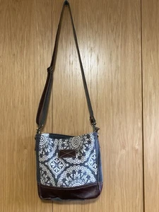 Myra Umhängetasche/Tasche grau Baumwolle Design braun Leder verstellbarer Riemen Reißverschluss - Bild 1 von 18