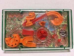 JUEGO TOMY POCKET MATE Campo Atletismo Laberinto Juego Analógico Juego Retro Artículo 1978 - Imagen 1 de 6