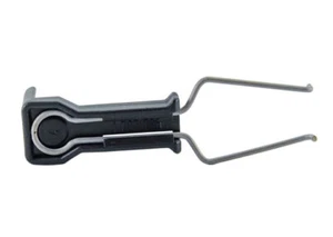 Genuine BMW E46 X3 E83 X5 E53 Z4 Automatic Transmission Cooler Clamp 17221707786 - Picture 1 of 2