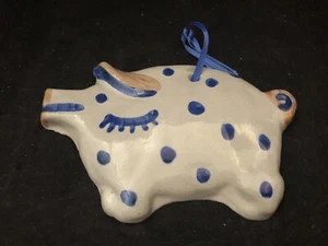 M.A. Hadley Pottery Hand Painted Folk Art Country 4" PIG ORNAMENT/WALL PLAQUE - Picture 1 of 3