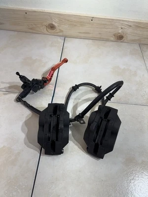 2001-2003 Suzuki GSXR600 Front Brake Calipers Lever Line - Image 1 of 4