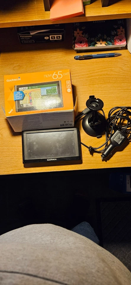 Garmin Nuvi 65 LMT Lifetime Maps Traffic 6" Touchscreen GPS - Image 1 of 1