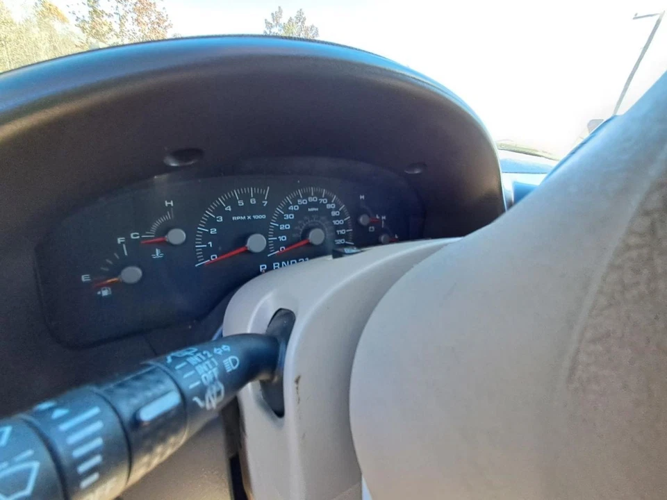 Grupo de velocímetro MPH con centro de mensajes compatible con 03 EXPEDITION 2748783 Foto 1 de 3