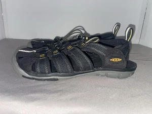 Keen Newport H2 Damen-Sandalen Größe 7 wasserdicht schwarz gelb Wandern geschlossene Zehe - Bild 1 von 7