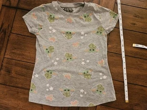 Star Wars Girls Mandalorian Baby Yoda Grog  T-Shirt, Grey M 7/8  - Picture 1 of 3