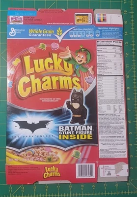 Batman Dark Knight 2008 película amuletos de la suerte vacíos caja de cereales Foto 1 de 2
