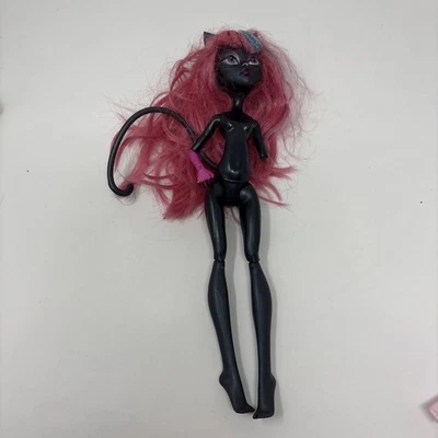 Monster High Catty Noir 2011 Boo York City  Nude Miss Arm Parts Pieces Tail - Image 1 of 4