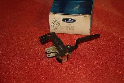 Nuevo de Lote Antiguo 1971 1972 Ford Galaxy Ltd Mercury Marquis Interruptor Calefactor Ventana Trasera Foto 1 de 2