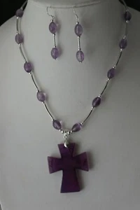 HERMOSO CONJUNTO DE COLLARES Y PENDIENTES CON AMATISTA 16" DE LARGO + CRUZ EN CAJA DE REGALO - Imagen 1 de 11