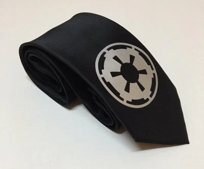 Corbata estrella, imperial, fresca y elegante, corbata negra Foto 1 de 4