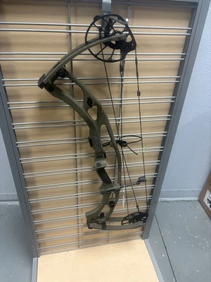 El arco verde Hoyt RX9 Ultra RH OD está en excelente estado. Varias opciones de mod Foto 1 de 4