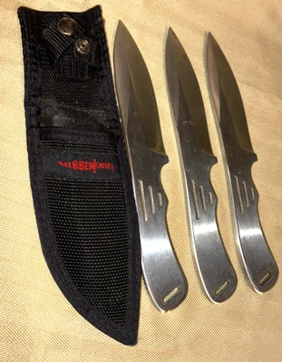 Hibbens Juego de 3 Cuchillos de Lanzamiento Inoxidable 8.5"/Funda de Tela, United Cutlery Co. Foto 1 de 4