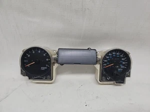 Jeep Wrangler YJ 92-95 Speedometer Tachometer Gauge Cluster 141K OEM - Picture 1 of 5