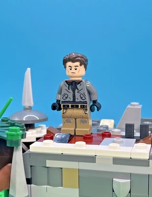 LEGO Bruce Wayne Drifter минифигурка Бэтмен 76183 sh0784 - треснутая рука - Изображение 1 из 4