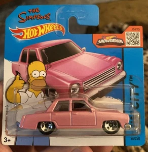 The Simpsons Family Car 2015 HW City Series INTERNATIONAL SHORT CARD 56/250 - Picture 1 of 3