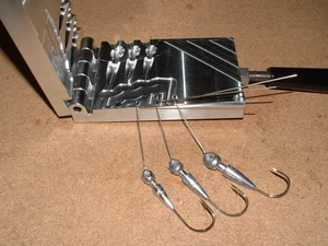 Freshwater Spinnerbait Hidden Weight -12 mold 3/8, 1/2, 3/4 oz CNC Aluminum - Picture 1 of 5