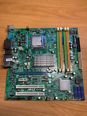 Placa madre Acer MG43M LGA775 \ con CPU Intel Core Duo 3 GHz, sin escudo IO - PROBADA Foto 1 de 4