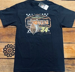 Chase Elliott #24 NASCAR Hooters Small Vintage Inspired Retro Tee NWT Distressed - Picture 1 of 4