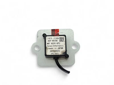 Nissan Pathfinder R51 2011 aerial GPS antenna 25975ZS30A TSL4748 - Image 1 of 4