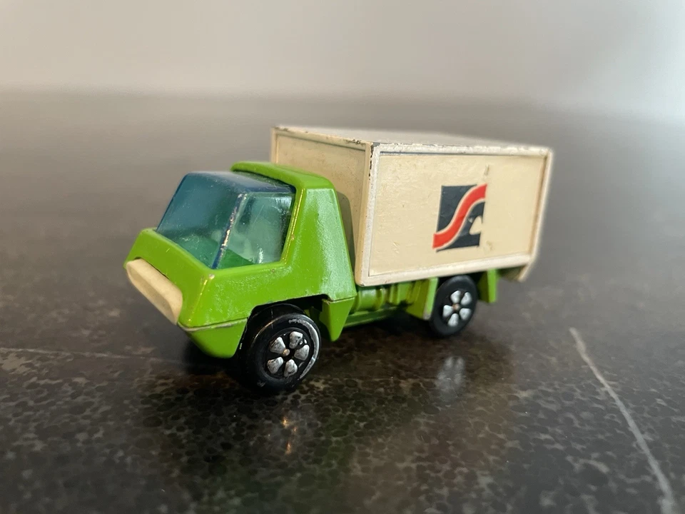 Camión de reparto Peelers Pan-Am Airlines escala 1/64 diecast Playart vintage años 70 Foto 1 de 4